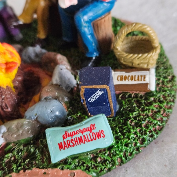 Lemax Village Collection S'More Family Fun #05524 in Box - Picture 3 of 11